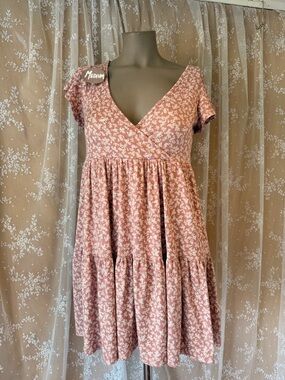 Medium Jessica Simpson Dusty Rose Floral Mini Dress